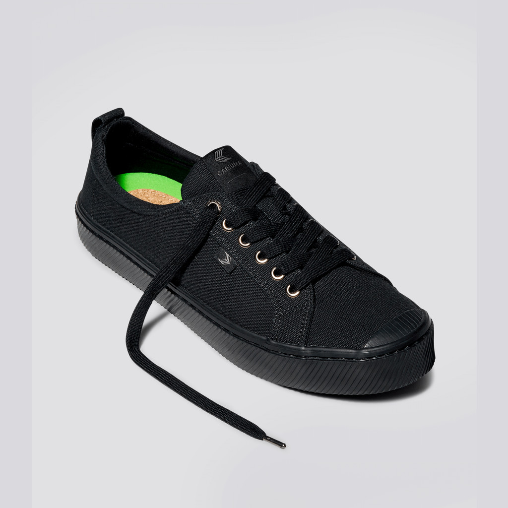 Cariuma Low Top Canvas Veganistische OCA LOW Heren Zwart | CYHI50372