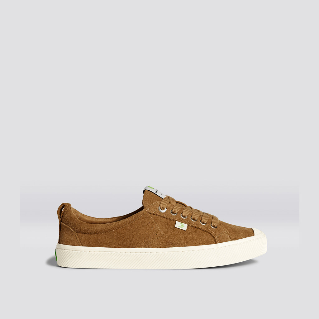 Cariuma Low Top Suede OCA LOW Dames Camel | FYTK67395