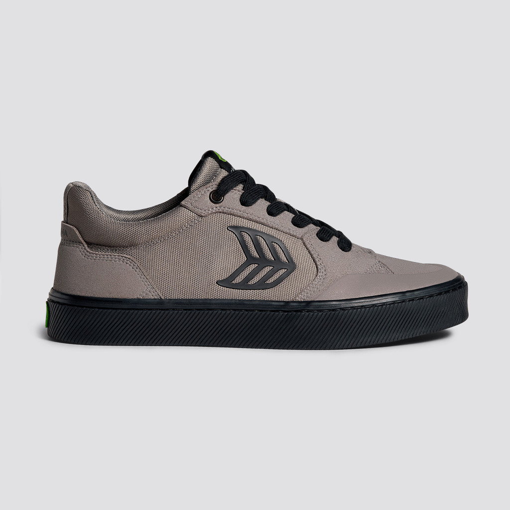 Cariuma Low Top Suede The Vallely Dames Grijs Zwart | YBWX95023